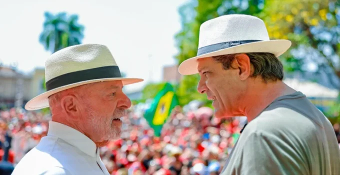 Lula foca em Haddad e ignora crise do STF em campanha em São Paulo