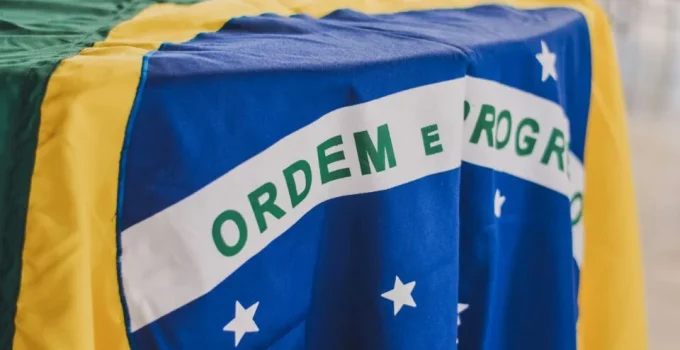 Brasil celebra 204 anos de Independência com desfiles e manifestações políticas