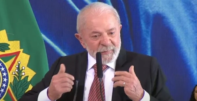 Lula pede a líderes evangélicos que igrejas não façam política e busca apoio para 2025