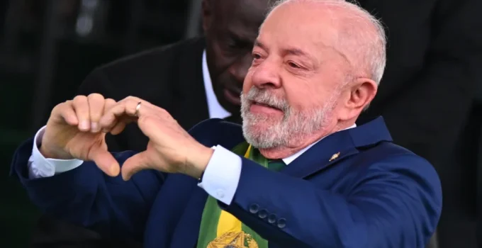 Regras flexíveis permitem que governo Lula cumpra meta fiscal com déficit de R$ 60 bilhões Regras flexíveis permitem que governo Lula cumpra meta fiscal com déficit de R$ 60 bilhões