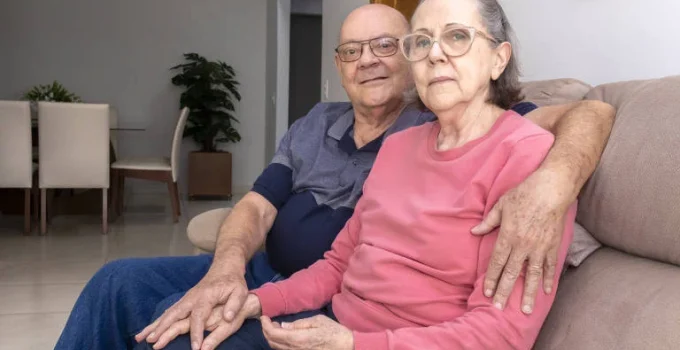 Nova esperança contra Alzheimer: Paciente relata 'só não querer retroceder' com tratamento inovador