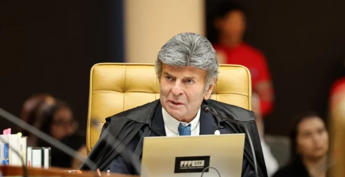 STF determina que Ficha Limpa vale para condenações antigas de homicídio e crime sexual