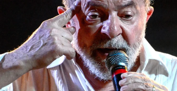 Lula promete canetas emagrecedoras pelo SUS, mas detalhes cruciais permanecem incertos
