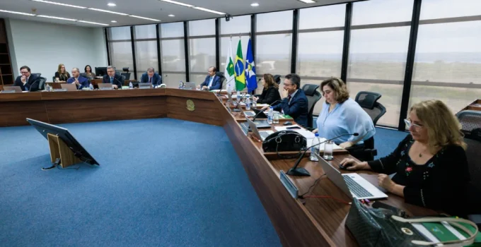 Conselheiros do MPF divergem sobre atuação de Paulo Gonet em caso Master e apontam necessidade de apuração