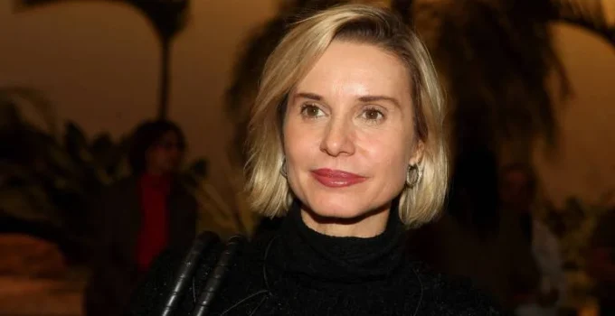 Queda no banho: atriz Paula Burlamaqui alerta sobre perigos após romper ligamentos do ombro
