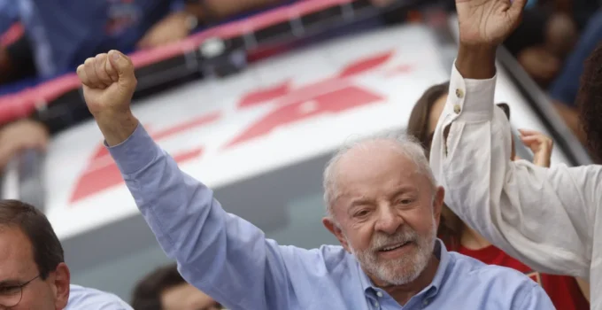 Lula anuncia proibição de apostas online a nove dias da eleição Lula anuncia proibição de apostas online a nove dias da eleição