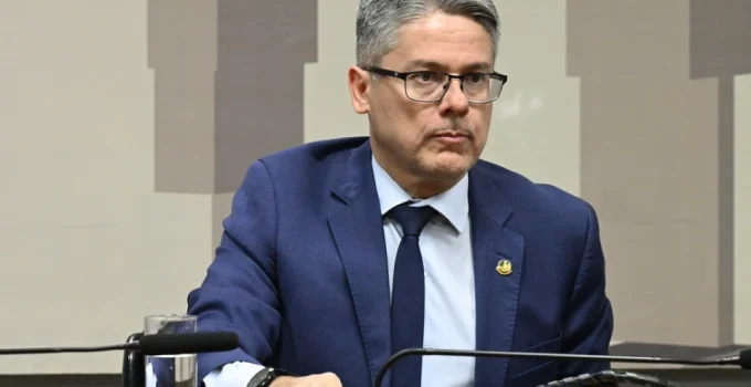 Reforma do STF: Mandatos fixos e responsabilização de ministros entram em debate no Congresso Reforma do STF: Mandatos fixos e responsabilização de ministros entram em debate no Congresso