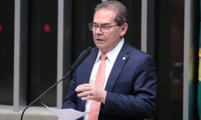 Paulinho da Força protocola pedidos de impeachment contra ministros do STF