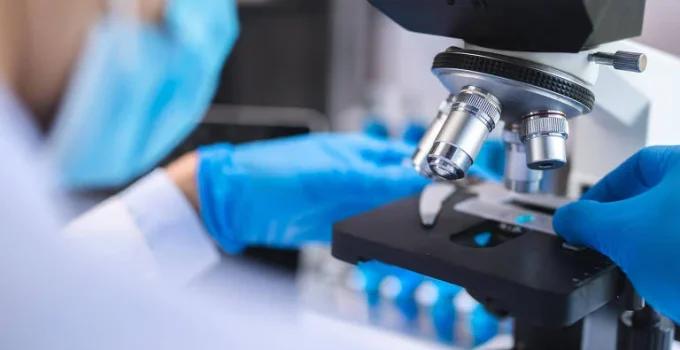 Um em cada oito casos de câncer no mundo está ligado a infecções, revela estudo da OMS