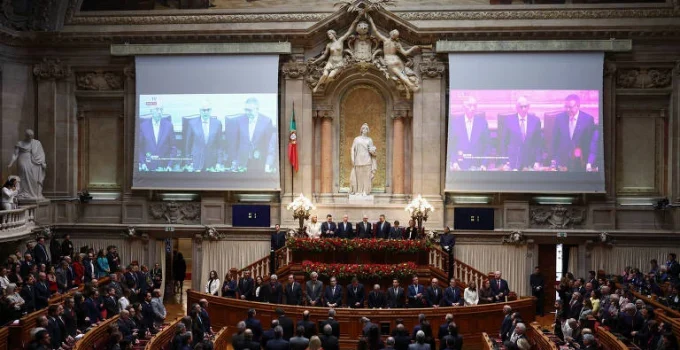 Portugal acelera despejos em reforma imobiliária, contrastando com Espanha