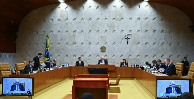 Crise no STF: Ações recentes e divergências internas podem influenciar o eleitorado