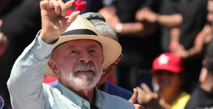 Lula diz que “não sabia” da gravidade do problema das apostas online e anuncia restrição de cartões de crédito