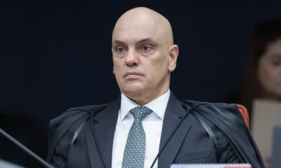 Alexandre de Moraes vota em SP em meio a crise no STF por supostos diálogos com ex-banqueiro