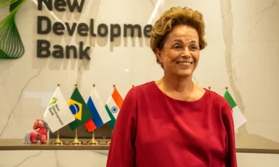 Dilma Rousseff vota em BH sob vaias e gritos de protesto
