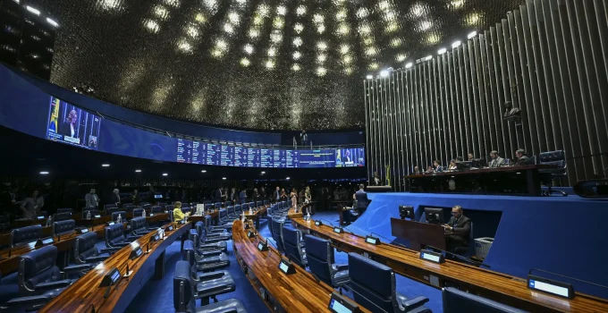 Senadores da direita dominam votações nas eleições de 2026