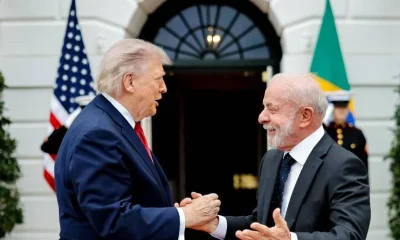 Trump celebra resultado de Flávio Bolsonaro no 1º turno: 'Uma grande vitória'