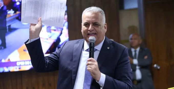 Gilmar Mendes arquiva pedido de investigação contra vice de Flávio Bolsonaro por suposto estupro