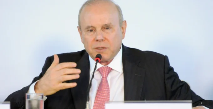 Mensagens revelam articulação de Daniel Vorcaro para nova reunião com Lula e busca por intermediários