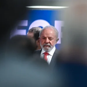 Corrente do PT critica "erros gravíssimos" na campanha de Lula e na direção do partido