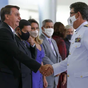 Omissão de negacionismo: A aparente cegueira de um potencial ministro da Saúde