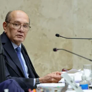 Gilmar Mendes lamenta derrota de Esperidião Amin e critica 'irracionalidade' de movimentos populares