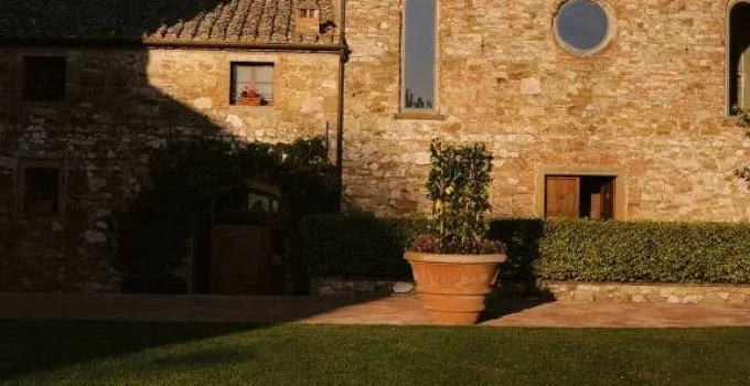 Belmond reabre castelo na Toscana com um mergulho em história, luxo e sabores locais