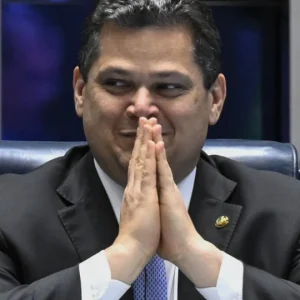 Davi Alcolumbre prevê votação da PEC da Segurança para quinta-feira após rito acelerado