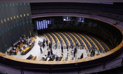Deputados aprovam perdão de dívidas para MEI e ampliação de faturamento