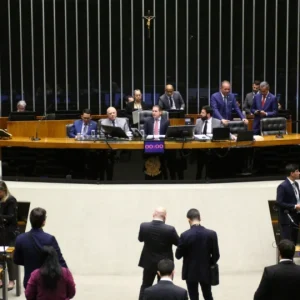 Câmara aprova perdão de dívidas e aumento do teto de faturamento para MEIs