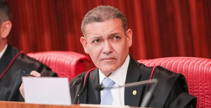 Deputado do PT pede afastamento de Nunes Marques do TSE por suposta parcialidade Deputado do PT pede afastamento de Nunes Marques do TSE por suposta parcialidade