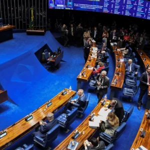 Senado aprova perdão de dívidas e aumento do teto para Microempreendedores Individuais