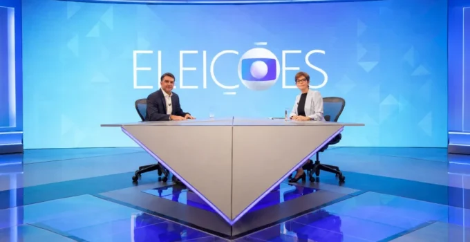 Em sabatina na Globo, Flávio Bolsonaro propõe fim da reeleição e critica governo Lula