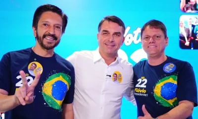 Ato na Paulista: Flávio Bolsonaro busca consolidar apoio na reta final do 2º turno