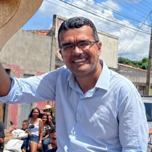 Lahesio Bonfim: O senador eleito que promete confrontar Flávio Dino em Brasília