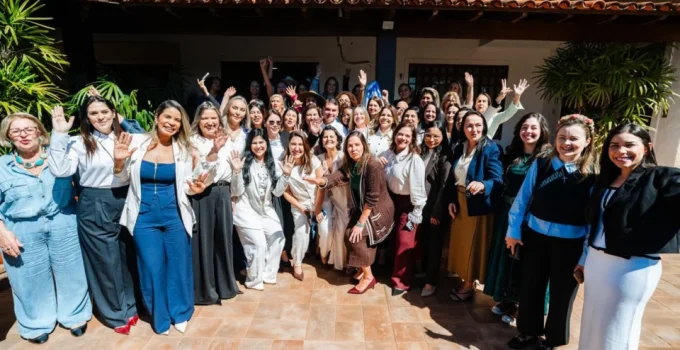 Direita Amplia Representação Feminina no Senado e Disputa por Govern os
