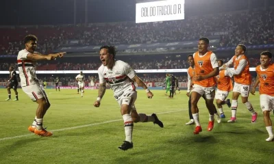 Gol de Artur garante vitória do São Paulo sobre o Vasco e alivia pressão na tabela
